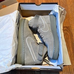 Air Force 1 High ‘07 LV8 Suede